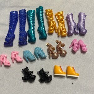 10 Pair of Colorful Doll Shoes Collection
